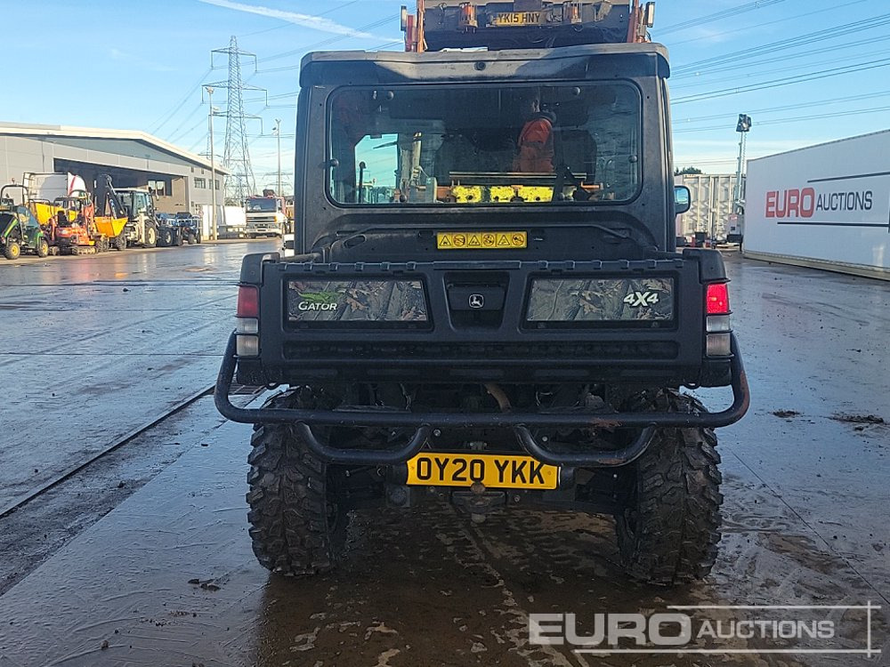 2020 John Deere Gator - مركبة لجميع التضاريس: صورة 4 2020 John Deere Gator - مركبة لجميع التضاريس: صورة 4