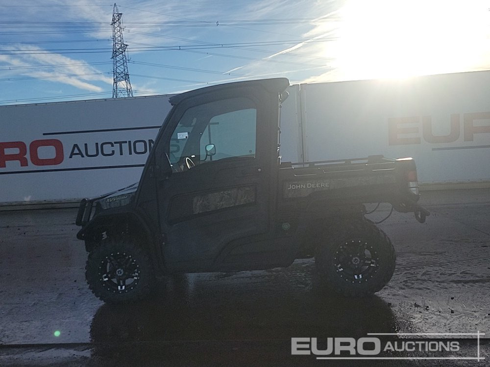 2020 John Deere Gator - مركبة لجميع التضاريس: صورة 2 2020 John Deere Gator - مركبة لجميع التضاريس: صورة 2