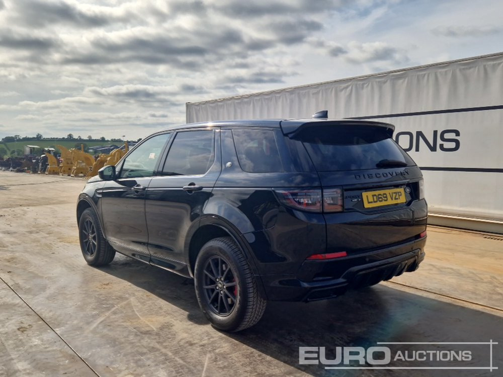 2020 Land Rover Discovery Sport - سيارة دفع رباعي: صورة 3 2020 Land Rover Discovery Sport - سيارة دفع رباعي: صورة 3
