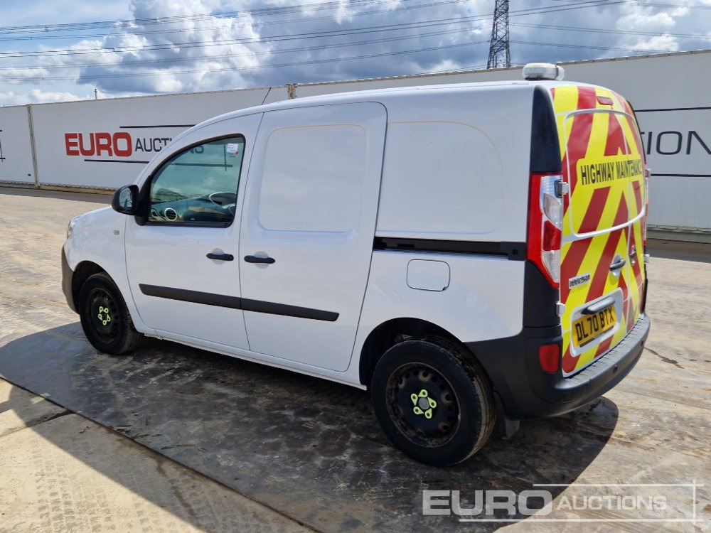 2020 Nissan NV250 - فان المدمجة: صورة 3 2020 Nissan NV250 - فان المدمجة: صورة 3