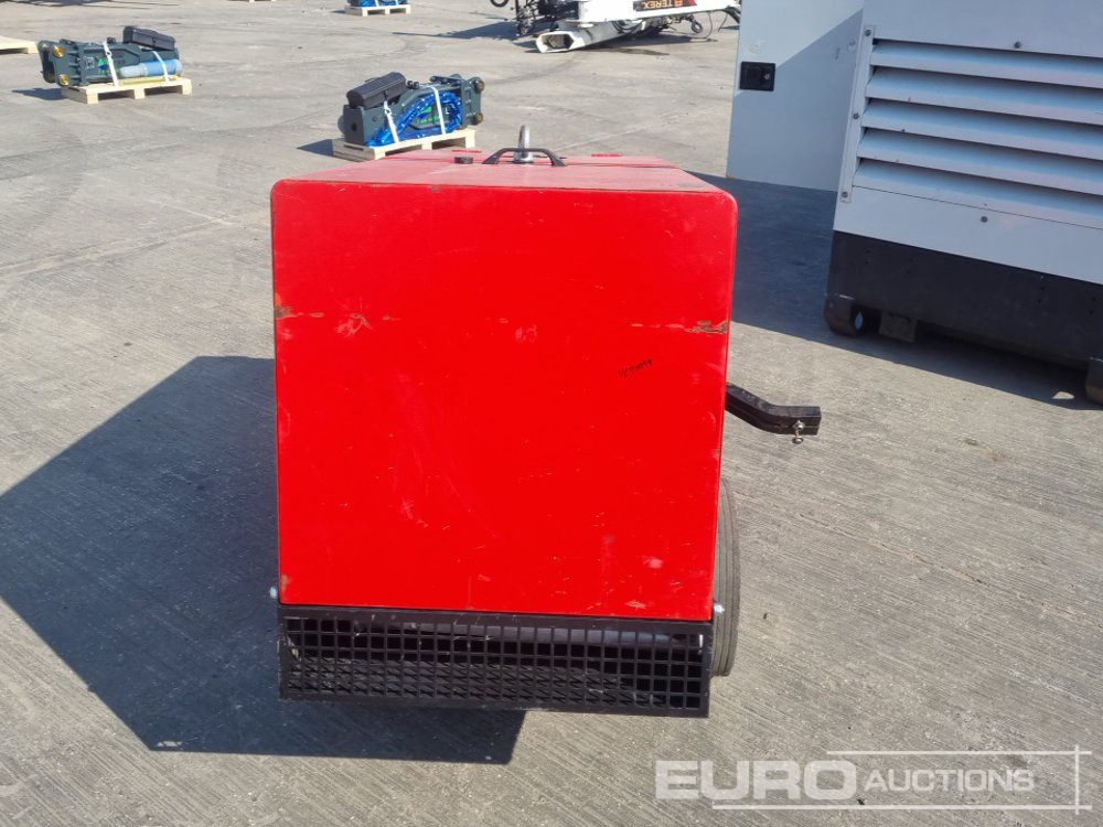 مجموعة المولدات 2020 Pramac P11000+HUK: صورة 8