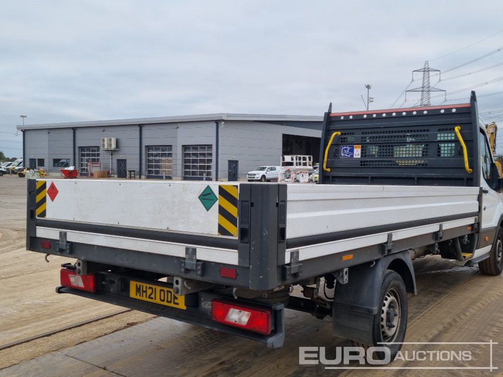 شاحنة مفتوحة 2021 Ford Transit 350: صورة 14 شاحنة مفتوحة 2021 Ford Transit 350: صورة 14