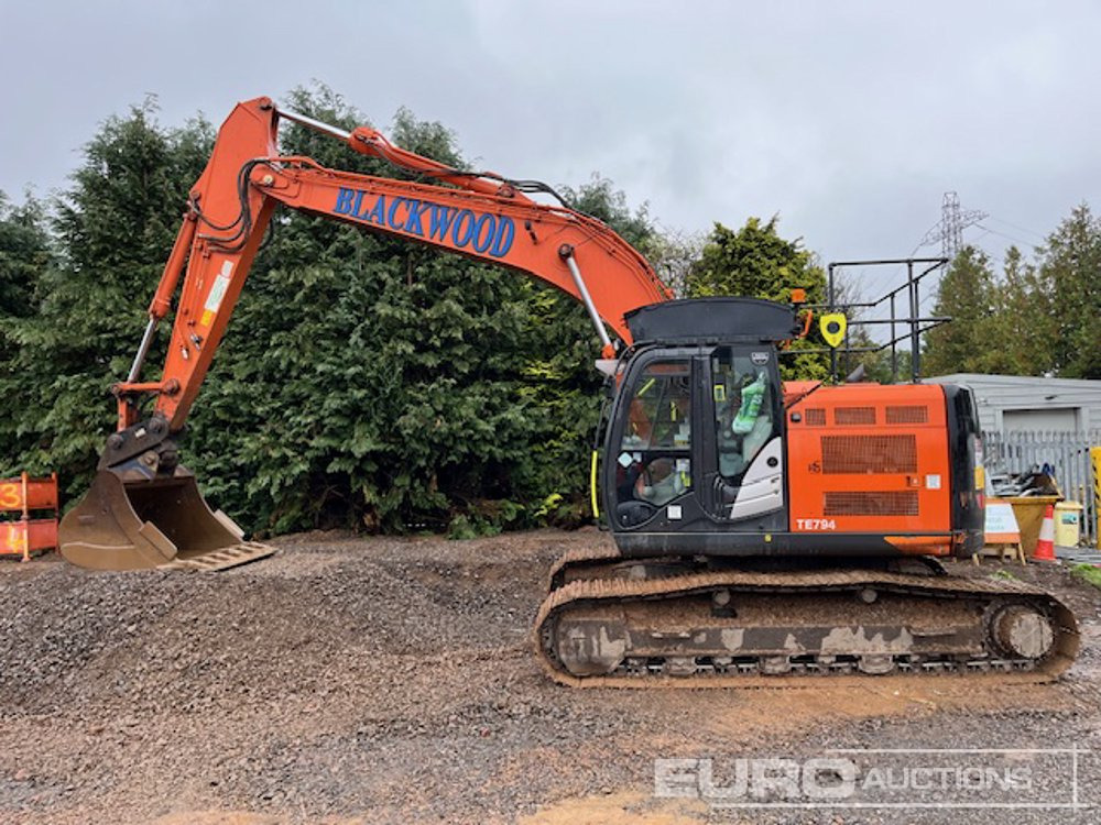 2021 Hitachi ZX225USRLC-6 - حفار زحاف: صورة 2 2021 Hitachi ZX225USRLC-6 - حفار زحاف: صورة 2