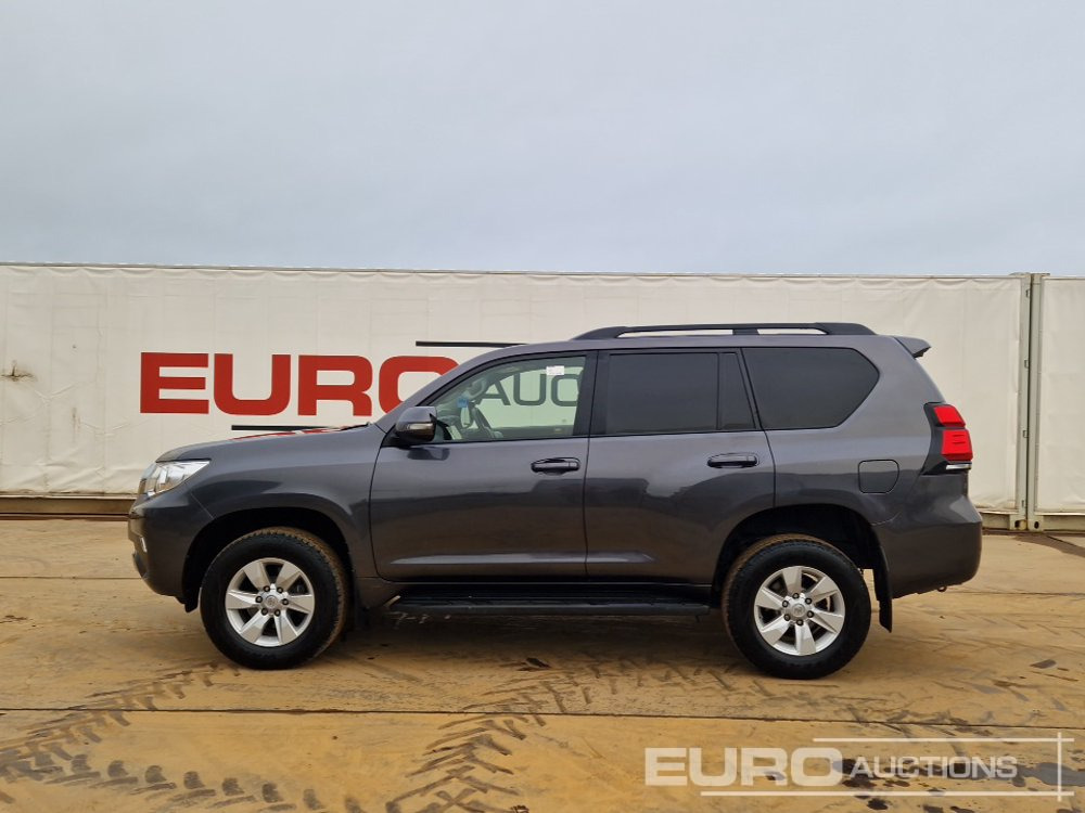 2021 Toyota Land Cruiser - سيارة دفع رباعي: صورة 2 2021 Toyota Land Cruiser - سيارة دفع رباعي: صورة 2