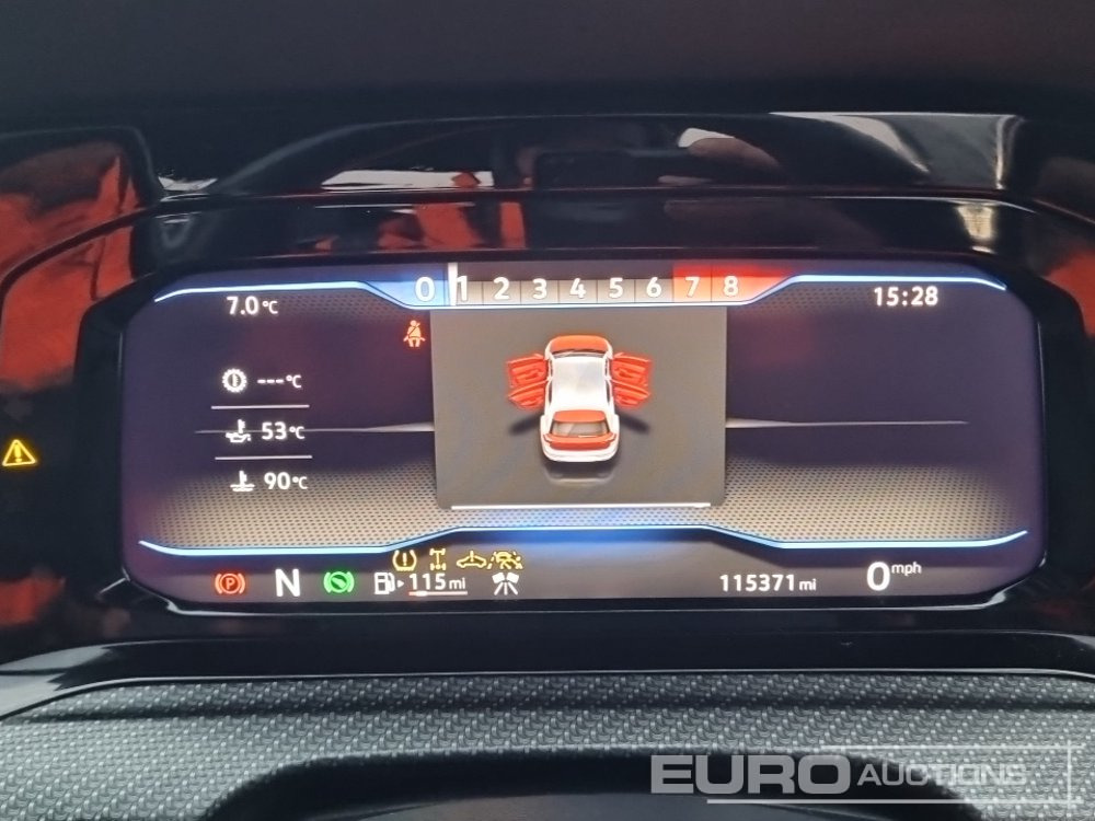 سيارة 2021 Volkswagen Golf R: صورة 43