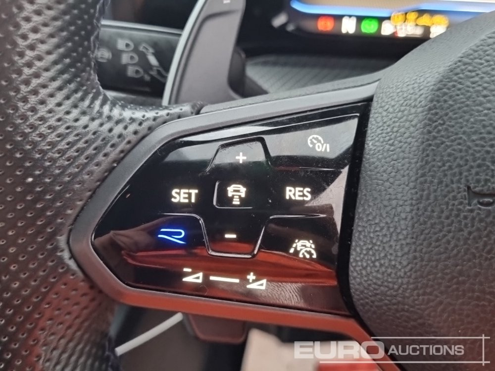 سيارة 2021 Volkswagen Golf R: صورة 40