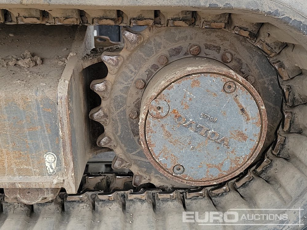 حفارة مُصَّغرة 2021 Volvo ECR88D: صورة 11