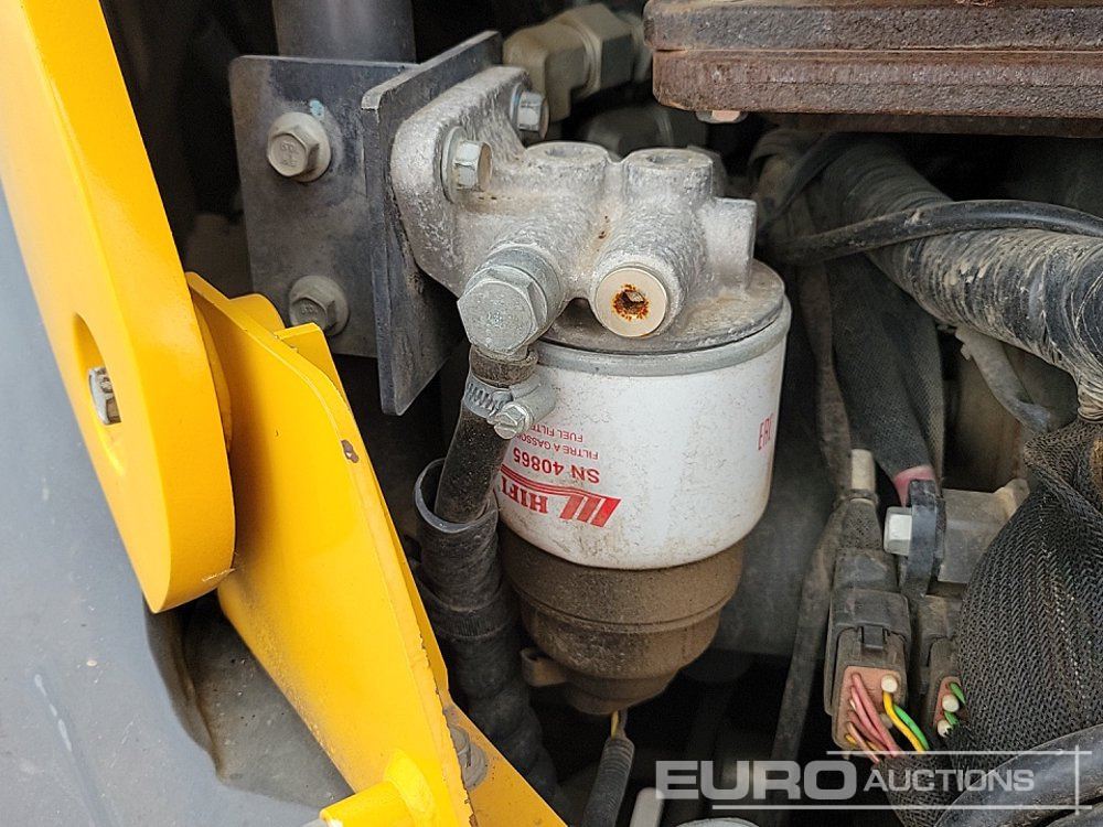 حفارة مُصَّغرة 2021 Volvo ECR88D: صورة 32