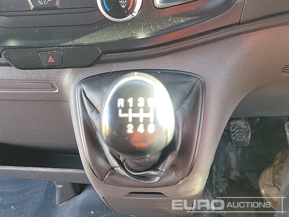 شاحنة التوصيل 2022 Ford Transit 350: صورة 27