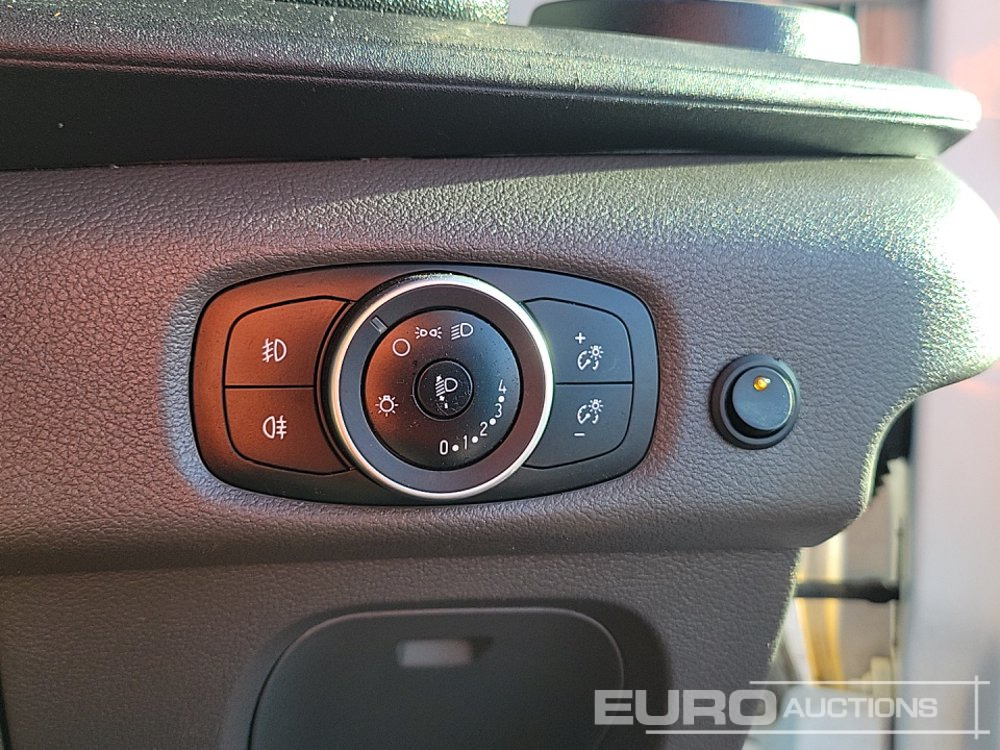 شاحنة التوصيل 2022 Ford Transit 350: صورة 33