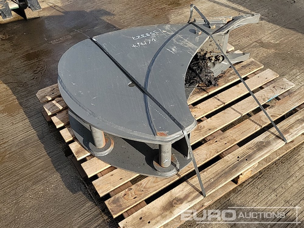 2022 Miller 12" Scoop Bucket 50mm Pin to suit 6-8 Ton Excavator - بكت: صورة 5 2022 Miller 12" Scoop Bucket 50mm Pin to suit 6-8 Ton Excavator - بكت: صورة 5
