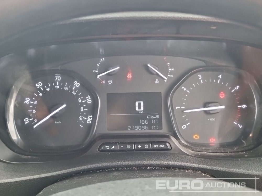 فان المدمجة 2022 Peugeot Expert: صورة 39 فان المدمجة 2022 Peugeot Expert: صورة 39