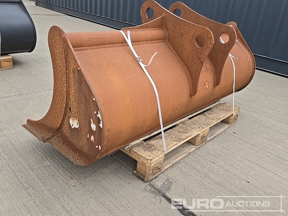 2023 72" Ditching Bucket 65mm Pin to suit 13 Ton Excavator - بكت: صورة 3 2023 72" Ditching Bucket 65mm Pin to suit 13 Ton Excavator - بكت: صورة 3