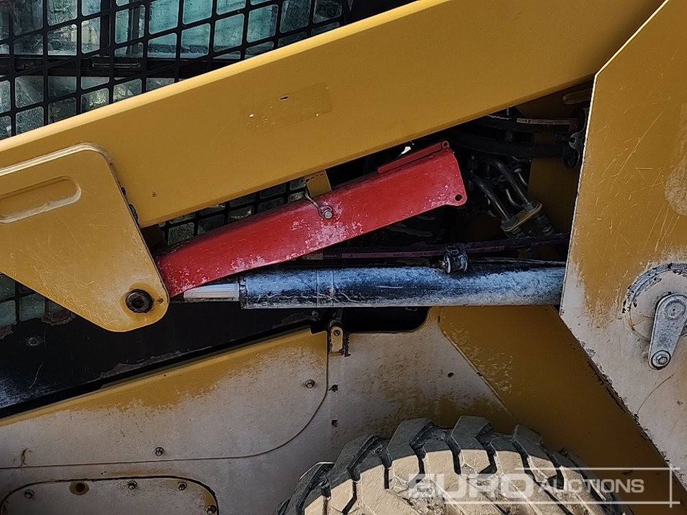 شيول صغير 2023 CAT 246D3: صورة 13 شيول صغير 2023 CAT 246D3: صورة 13