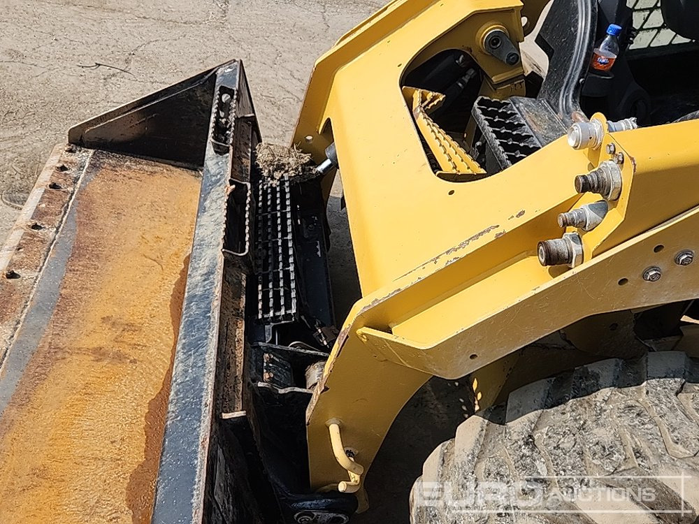 شيول صغير 2023 CAT 246D3: صورة 11 شيول صغير 2023 CAT 246D3: صورة 11