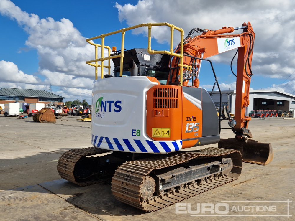 2023 Hitachi ZX135USBL-7 - حفار زحاف: صورة 5 2023 Hitachi ZX135USBL-7 - حفار زحاف: صورة 5