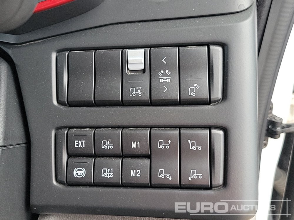 وحدة جر 2023 Scania S770 V8: صورة 39