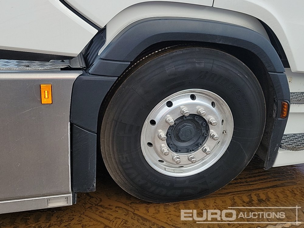 وحدة جر 2023 Scania S770 V8: صورة 14