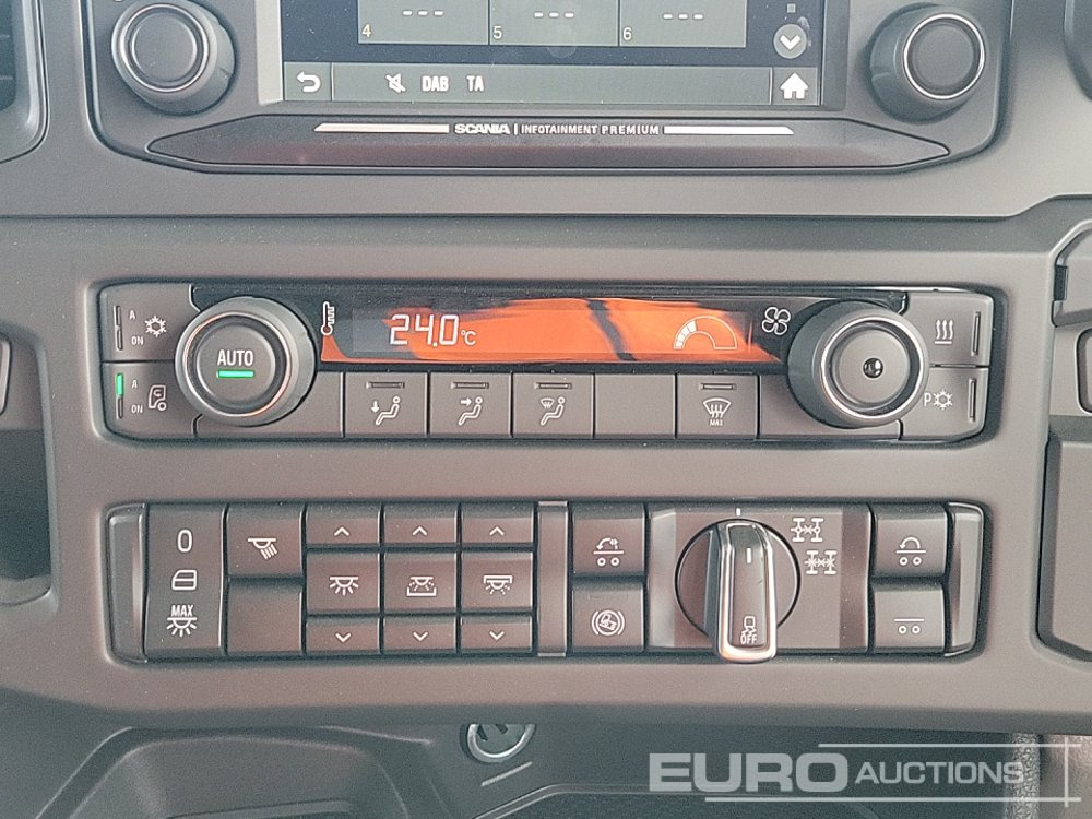 وحدة جر 2023 Scania S770 V8: صورة 33