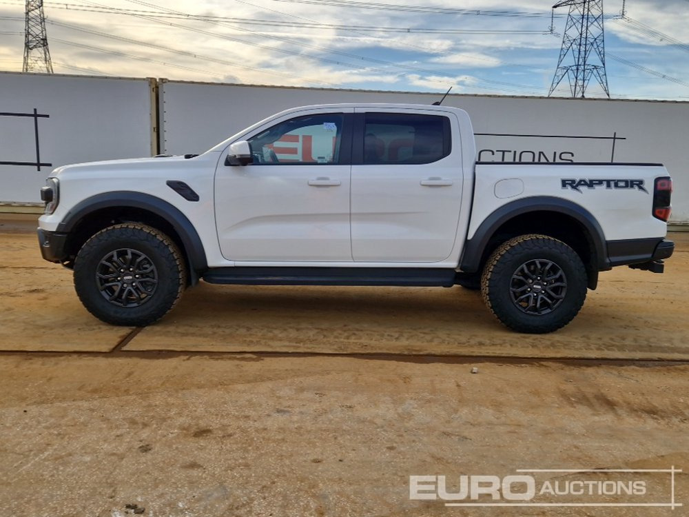 2024 Ford Ranger Raptor - شاحنة البيك أب: صورة 2 2024 Ford Ranger Raptor - شاحنة البيك أب: صورة 2