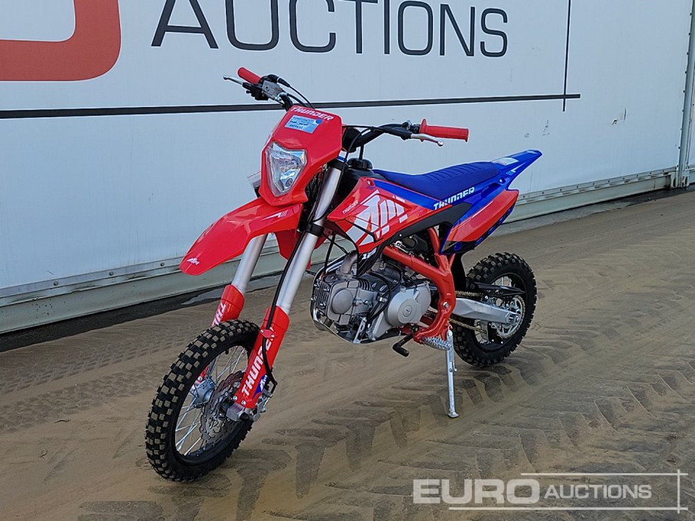 2025 Apollo Thunder 125cc Motorcross Bike, 14" Front, 12" Rear Tyres, Electric Start, Air Cooled, Hydraulic Suspension, Disc Brakes, Lighting Kit (UNASSEMBLED) - دراجة نارية: صورة 1 2025 Apollo Thunder 125cc Motorcross Bike, 14" Front, 12" Rear Tyres, Electric Start, Air Cooled, Hydraulic Suspension, Disc Brakes, Lighting Kit (UNASSEMBLED) - دراجة نارية: صورة 1