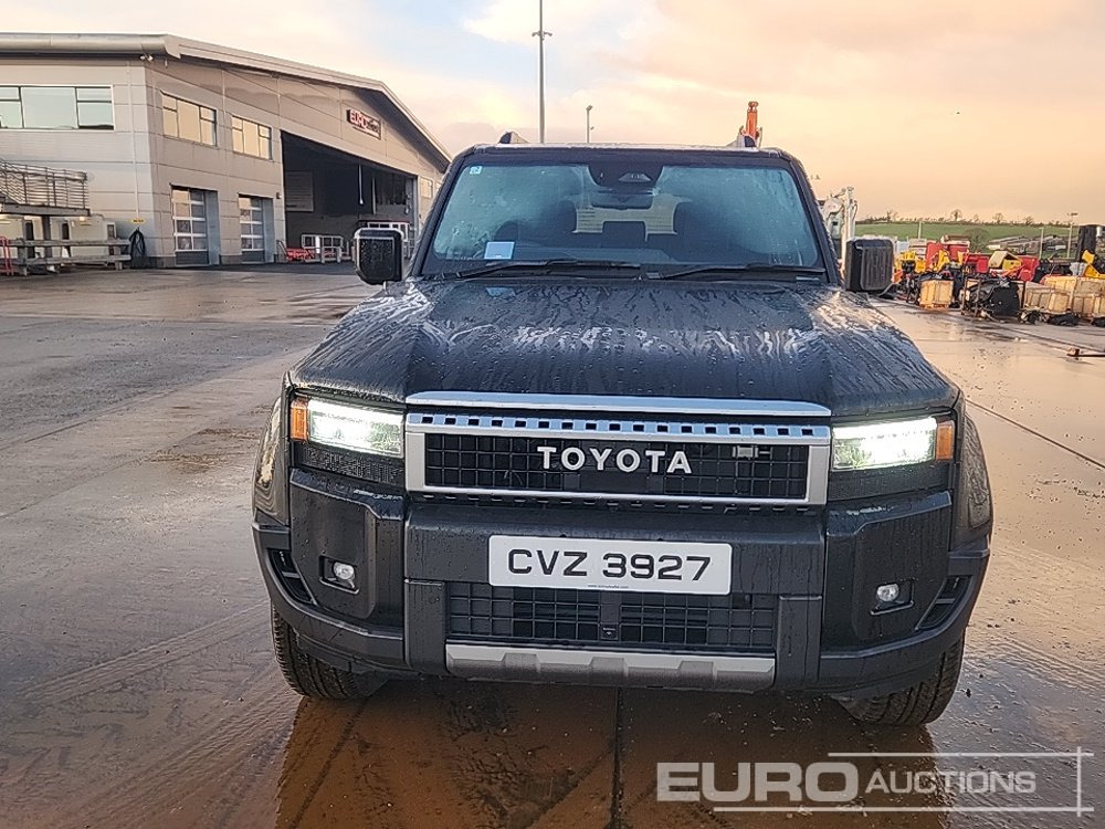 سيارة دفع رباعي 2025 Toyota Land Cruiser: صورة 8