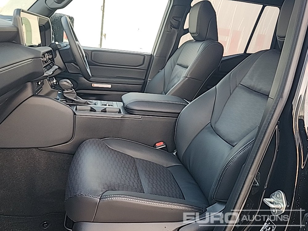 سيارة دفع رباعي 2025 Toyota Land Cruiser: صورة 25