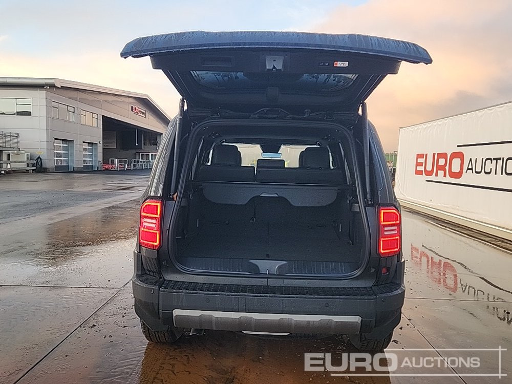 سيارة دفع رباعي 2025 Toyota Land Cruiser: صورة 33