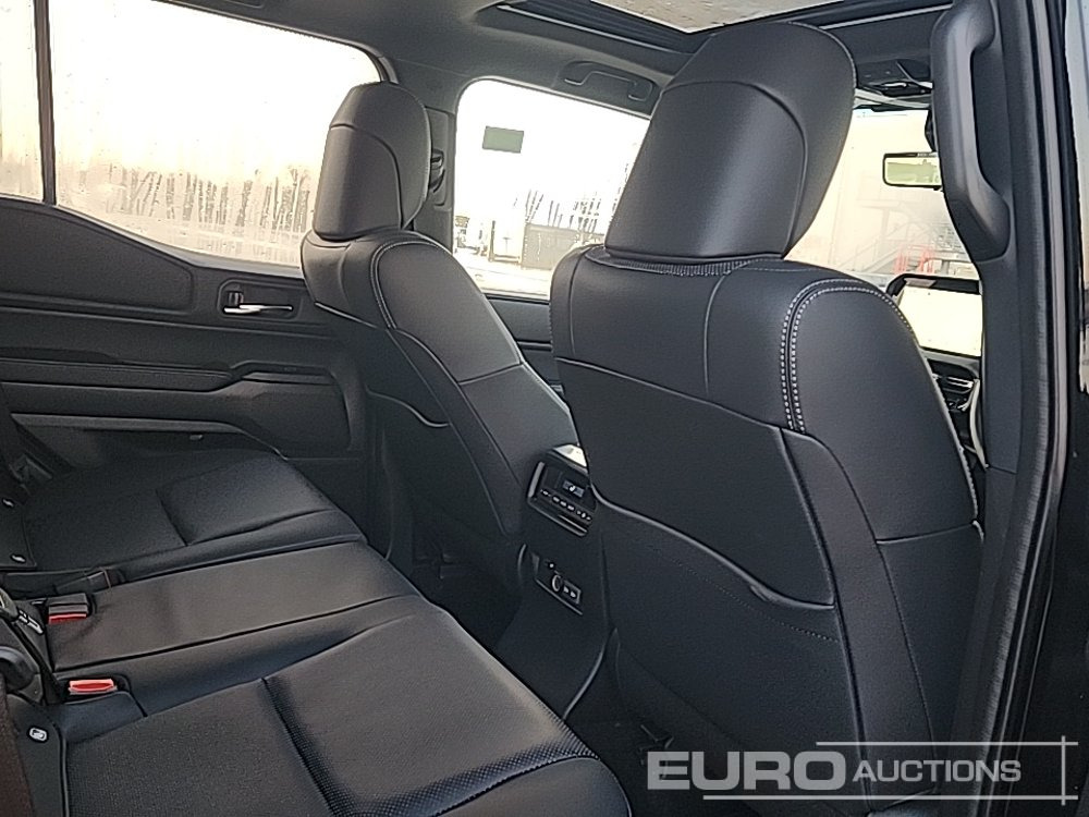 سيارة دفع رباعي 2025 Toyota Land Cruiser: صورة 30