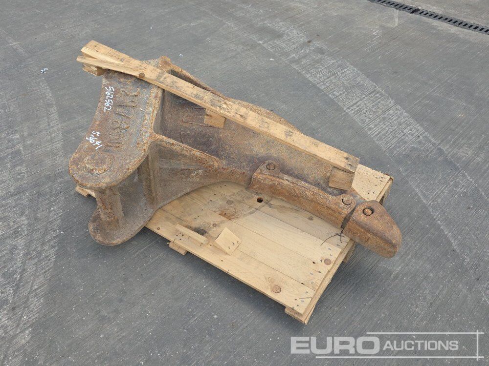 20T Ripper Tooth, 80mm Pin Size - بكت: صورة 1 20T Ripper Tooth, 80mm Pin Size - بكت: صورة 1