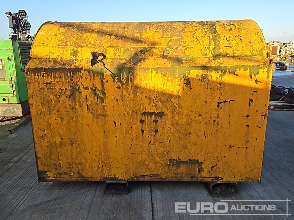 2250 Litre Static Bunded Fuel Bowser, Manual Pump - خزان تخزين: صورة 4 2250 Litre Static Bunded Fuel Bowser, Manual Pump - خزان تخزين: صورة 4