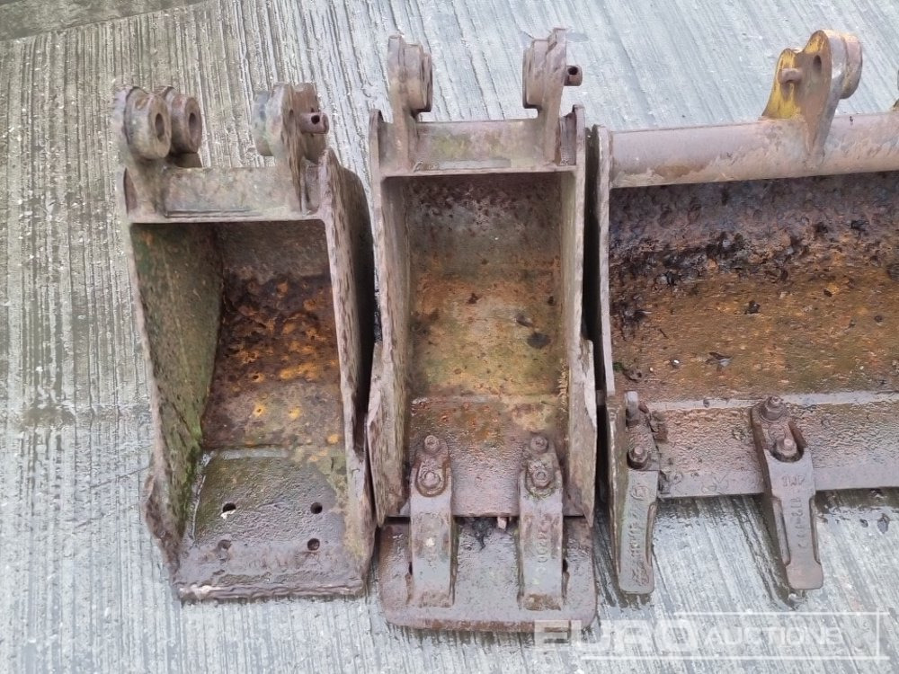 بكت 24", 10", 10" Digging Bucket 25mm Pin to suit Mini Excavator: صورة 10