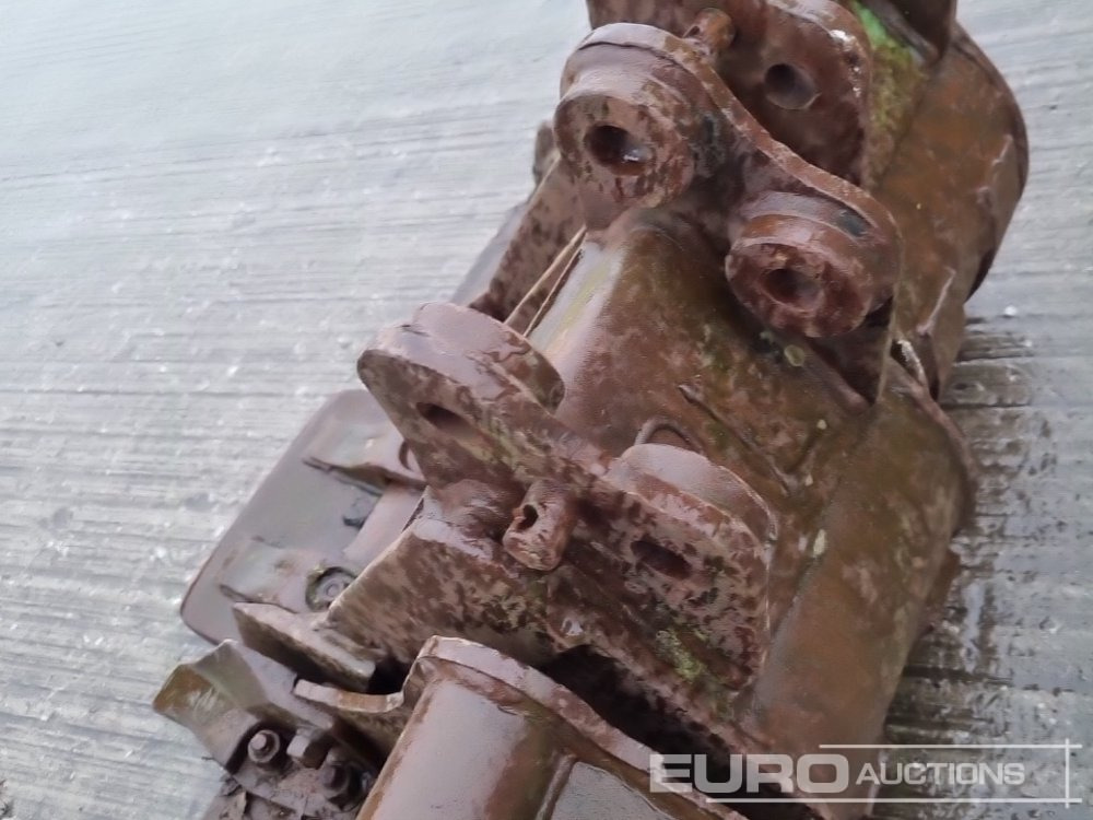 بكت 24", 10", 10" Digging Bucket 25mm Pin to suit Mini Excavator: صورة 11