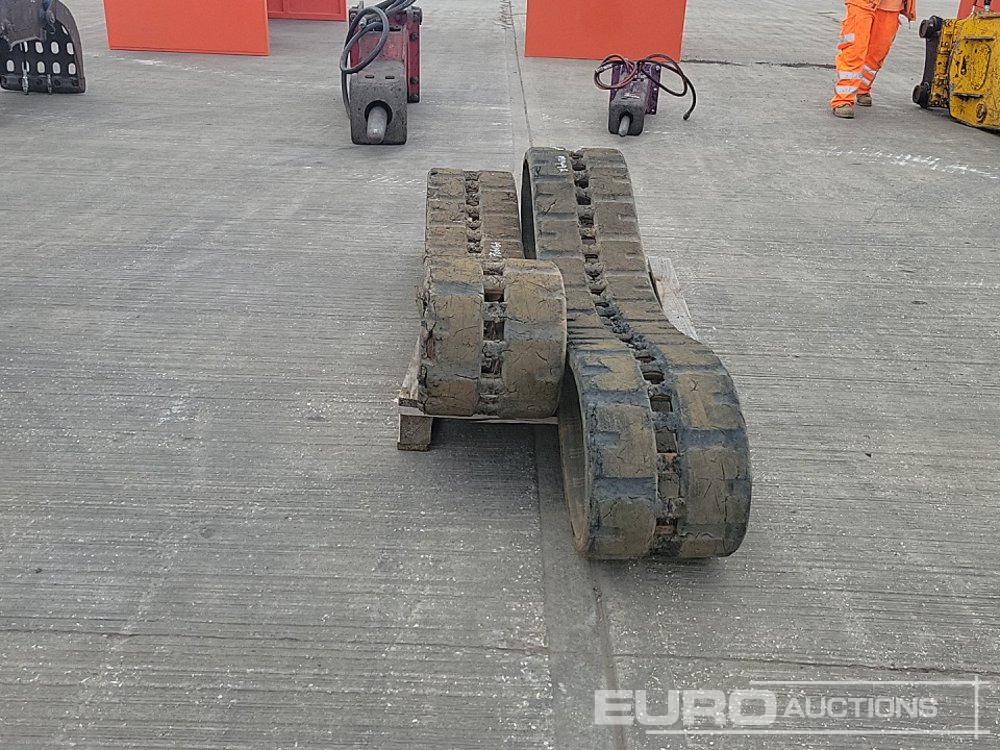 320x86ACx49 Rubber Tracks to suit Skidsteer - مسارات - آلات البناء: صورة 4 320x86ACx49 Rubber Tracks to suit Skidsteer - مسارات - آلات البناء: صورة 4
