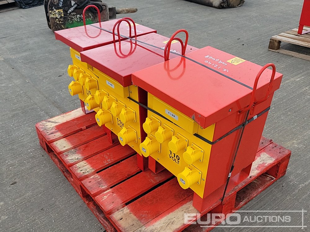 400 Volt Transformer (3 of) - معدات البناء: صورة 1 400 Volt Transformer (3 of) - معدات البناء: صورة 1