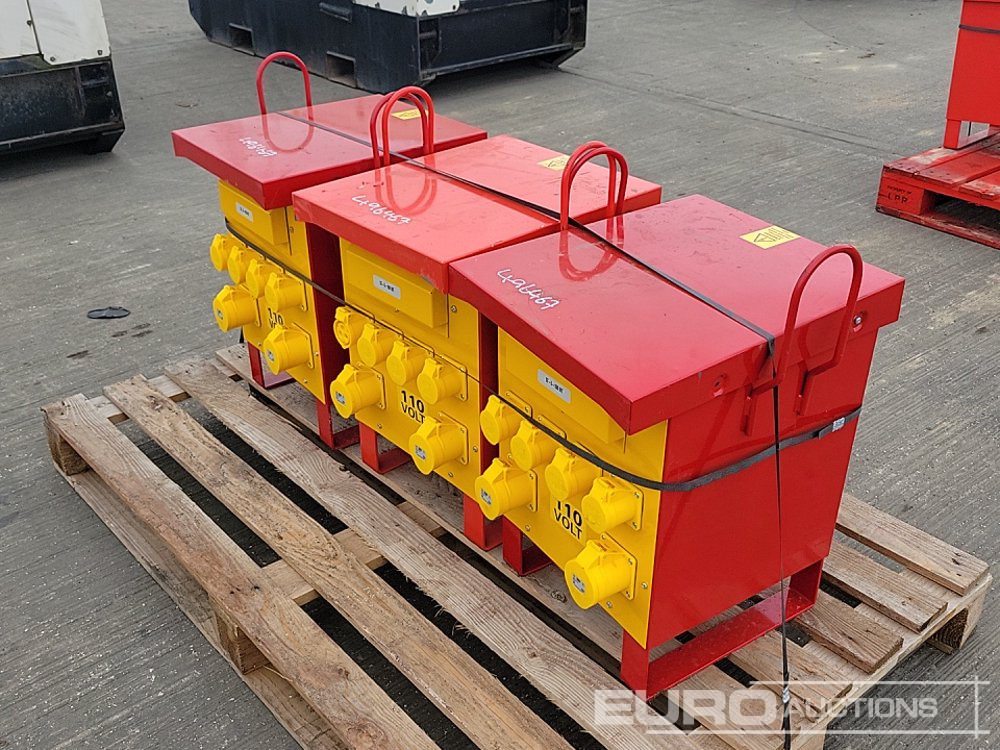 400 Volt Transformer (3 of) - معدات البناء: صورة 1 400 Volt Transformer (3 of) - معدات البناء: صورة 1