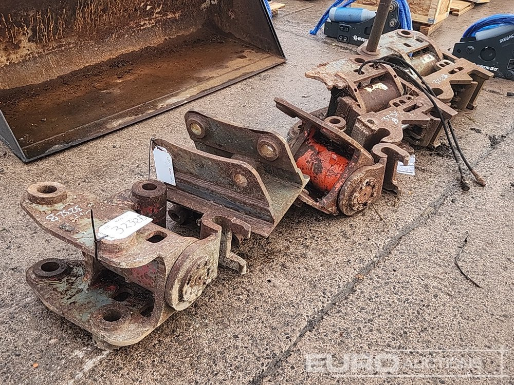 60/65mm Tilting Quick Hitch (4 of) Hitch Adaptor (1 of) - قارنة توصيل هيدروليكي: صورة 1 60/65mm Tilting Quick Hitch (4 of) Hitch Adaptor (1 of) - قارنة توصيل هيدروليكي: صورة 1