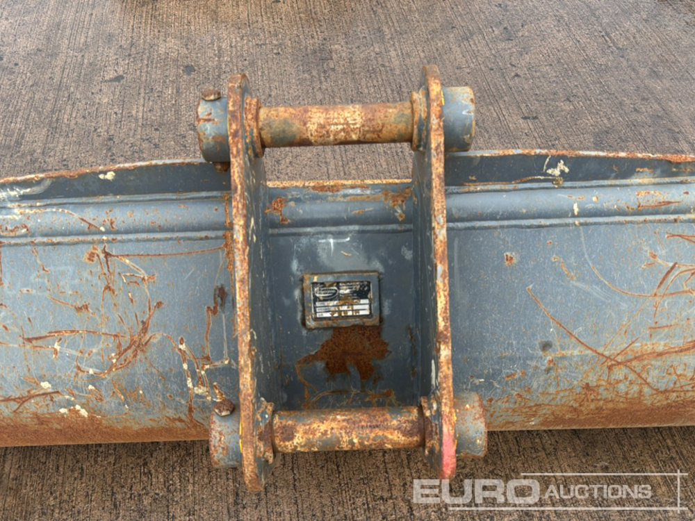 بكت 60" Strickland Ditching Bucket 45mm Pin to suit 4-6 Ton Excavator: صورة 6