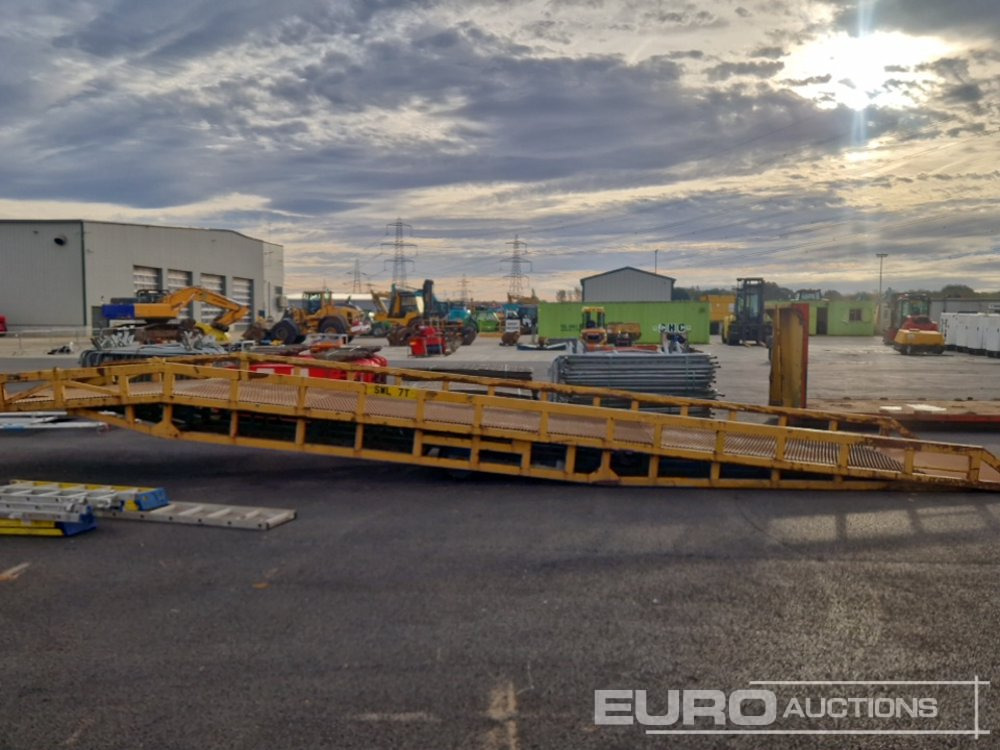 7' Loading Ramp - منحدر تحميل: صورة 2 7' Loading Ramp - منحدر تحميل: صورة 2
