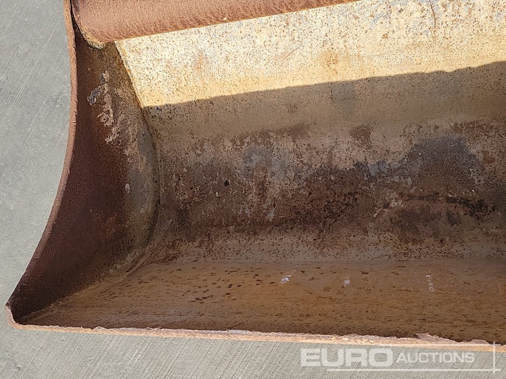 بكت 72" Ditching Bucket 65mm Pin to suit 13 Ton Excavator: صورة 10