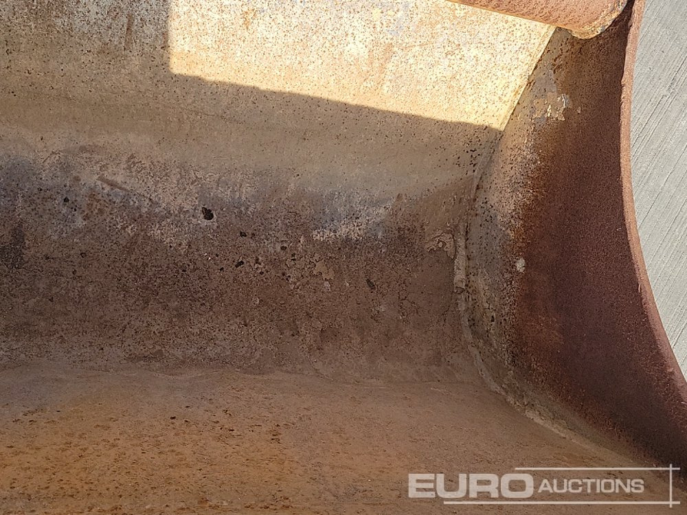 بكت 72" Ditching Bucket 65mm Pin to suit 13 Ton Excavator: صورة 9