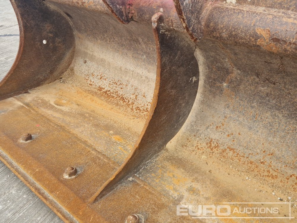 بكت 72" Ditching Bucket 65mm Pin to suit 13 Ton Excavator: صورة 10 بكت 72" Ditching Bucket 65mm Pin to suit 13 Ton Excavator: صورة 10