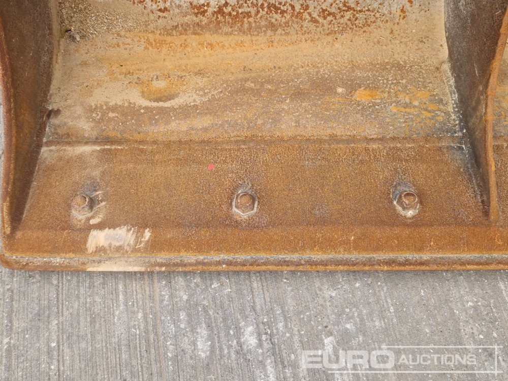 بكت 72" Ditching Bucket 65mm Pin to suit 13 Ton Excavator: صورة 15 بكت 72" Ditching Bucket 65mm Pin to suit 13 Ton Excavator: صورة 15