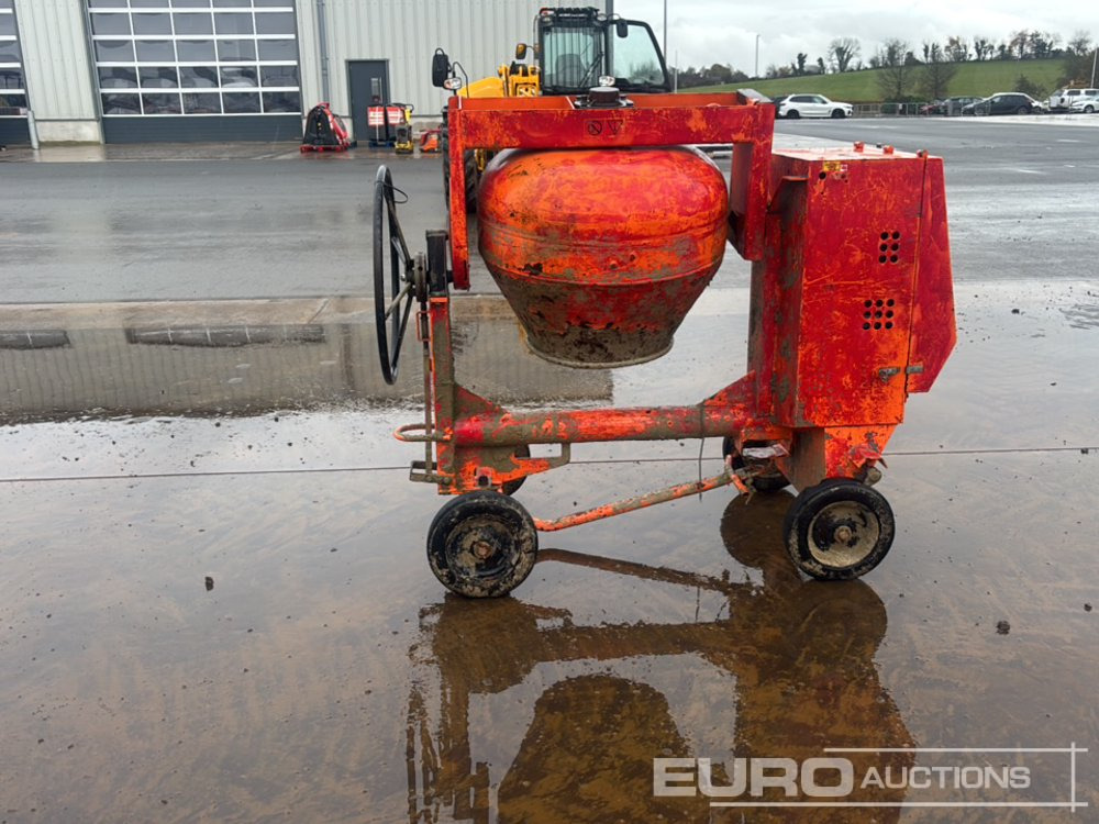 Belle Diesel Mixer, Yanmar Electric Start Engine - خلاطه اسمنت: صورة 5 Belle Diesel Mixer, Yanmar Electric Start Engine - خلاطه اسمنت: صورة 5
