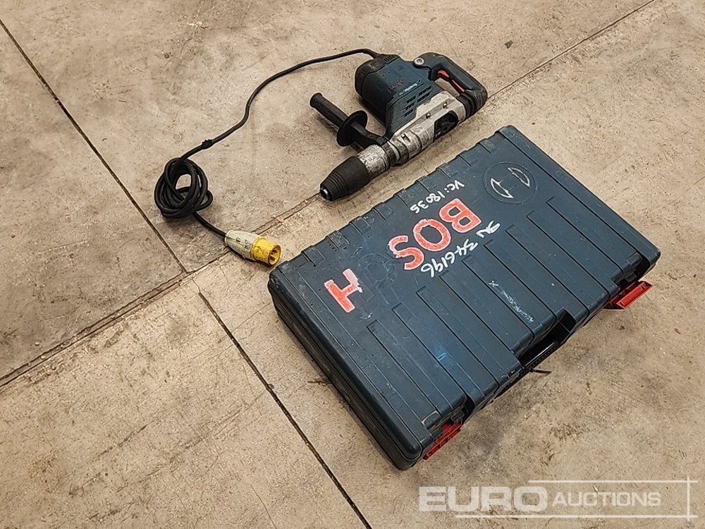 Bosch 110 Volt Breaker - معدات البناء: صورة 3 Bosch 110 Volt Breaker - معدات البناء: صورة 3
