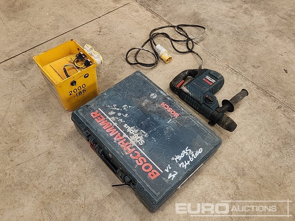 Bosch GBH 4 DFE 110 Volt Multi Drill & 110 Volt Transformer (2 of) (Spares) - معدات البناء: صورة 2 Bosch GBH 4 DFE 110 Volt Multi Drill & 110 Volt Transformer (2 of) (Spares) - معدات البناء: صورة 2