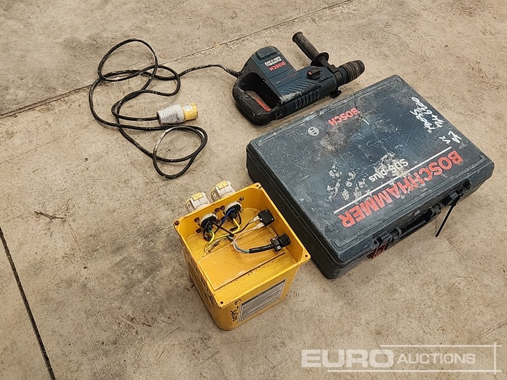 Bosch GBH 4 DFE 110 Volt Multi Drill & 110 Volt Transformer (2 of) (Spares) - معدات البناء: صورة 3 Bosch GBH 4 DFE 110 Volt Multi Drill & 110 Volt Transformer (2 of) (Spares) - معدات البناء: صورة 3