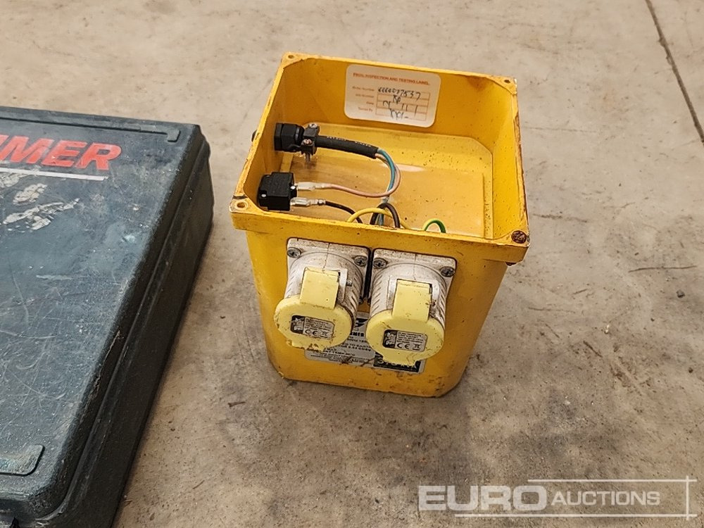 Bosch GBH 4 DFE 110 Volt Multi Drill & 110 Volt Transformer (2 of) (Spares) - معدات البناء: صورة 5 Bosch GBH 4 DFE 110 Volt Multi Drill & 110 Volt Transformer (2 of) (Spares) - معدات البناء: صورة 5