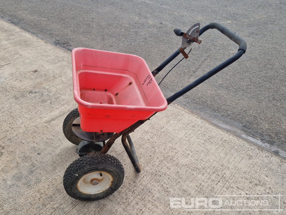 Broadcast Garden Spreader - معدات البناء: صورة 1 Broadcast Garden Spreader - معدات البناء: صورة 1