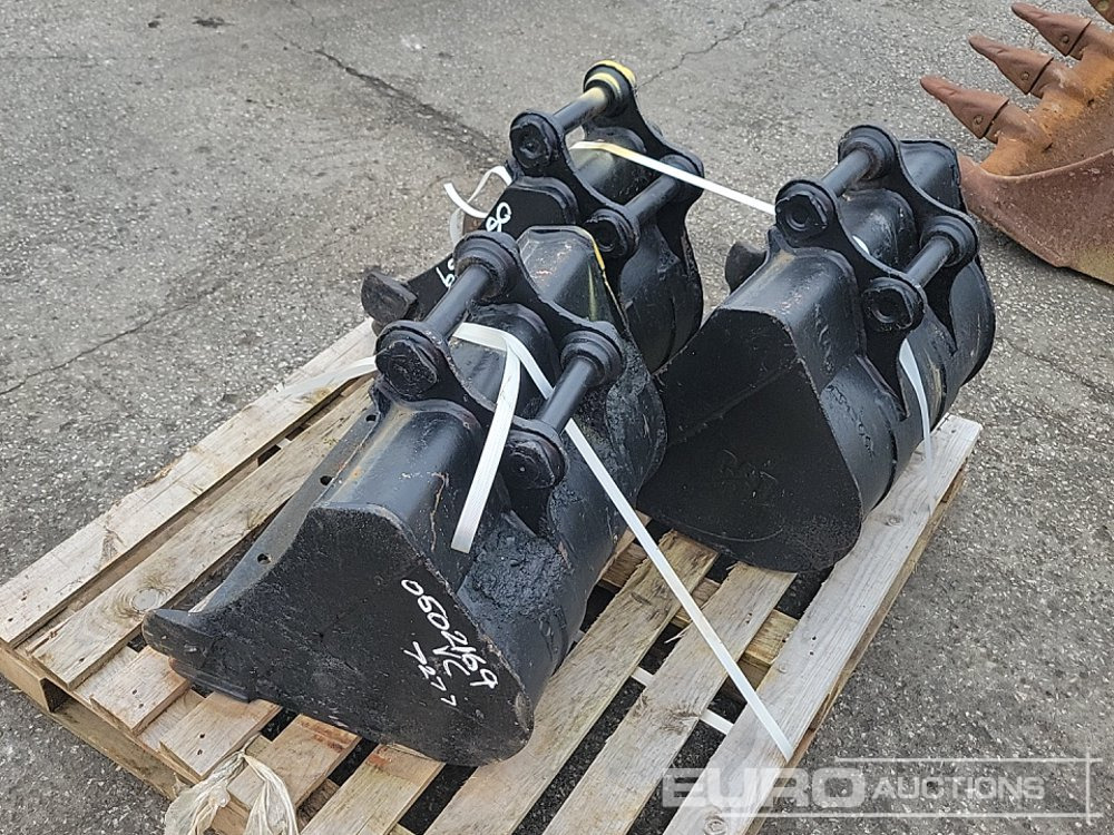 CAT 24", 24", 12" Digging Bucket 35mm Pin to suit Mini Excavator - بكت: صورة 3 CAT 24", 24", 12" Digging Bucket 35mm Pin to suit Mini Excavator - بكت: صورة 3